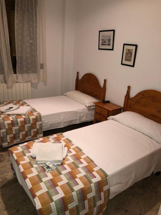 Hostal Casa Chimo Valbona Buitenkant foto